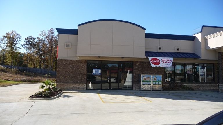 Restaurant Space attached to Marathon C-Store: 1911 MS-471, Brandon, MS 39047